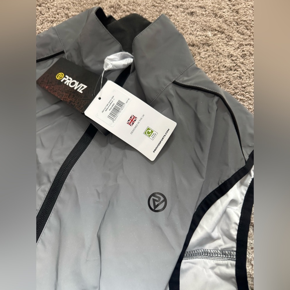 Proviz REFLECT360
MEN’S REFLECTIVE ACTIVE VEST - Picture 2 of 5